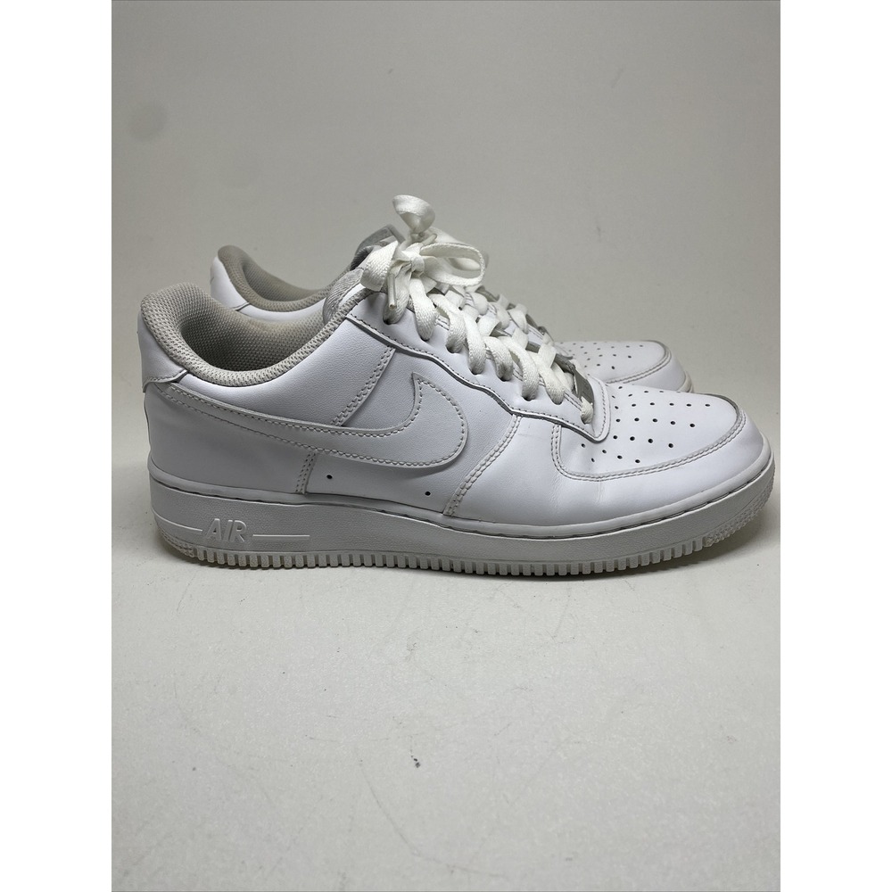 Mens Size 9.5 - Nike Air Force 1 '07 Low Triple White